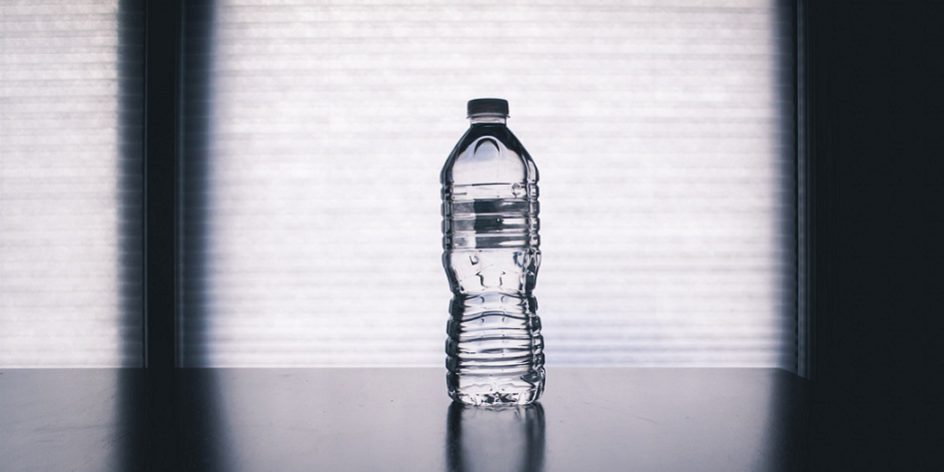 pet-bottle Вода в пластиковій тарі чи фільтрована - що краще